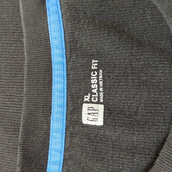 GAP Black Long Sleeve Waffle Knit Pullover Tee with Crew Neck Size XL - Picture 4 of 5